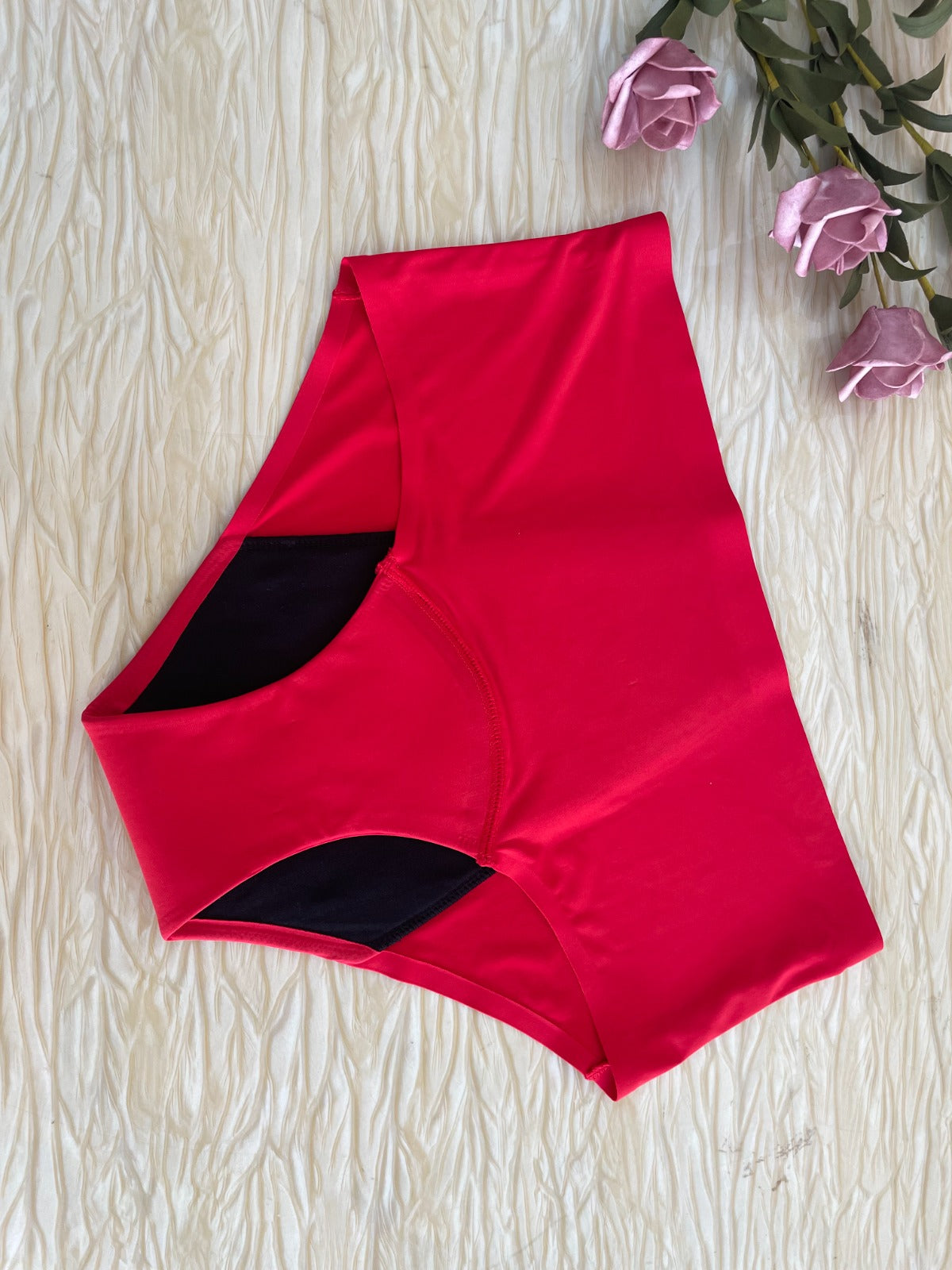 High Waisted - Bright Red