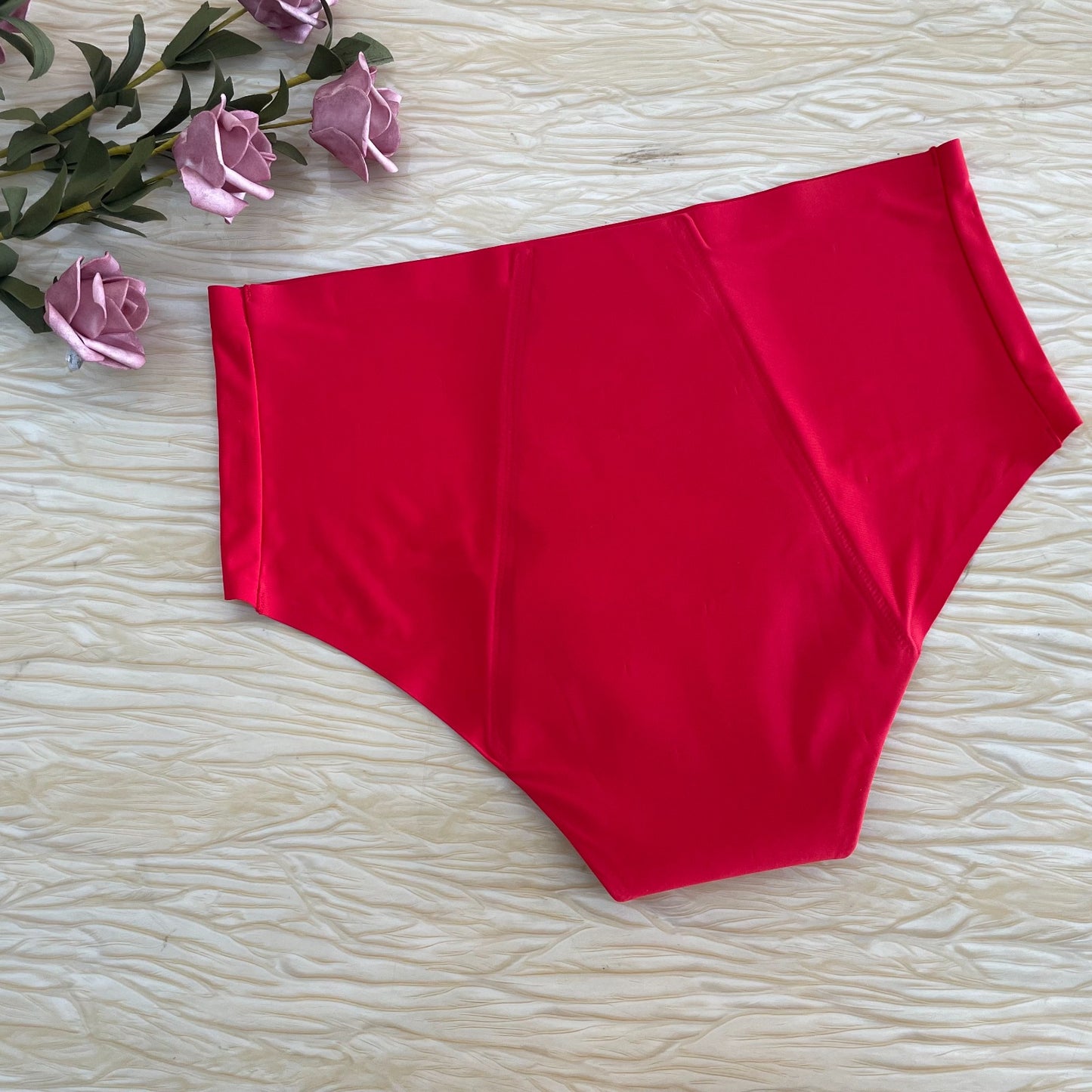 High Waisted - Bright Red