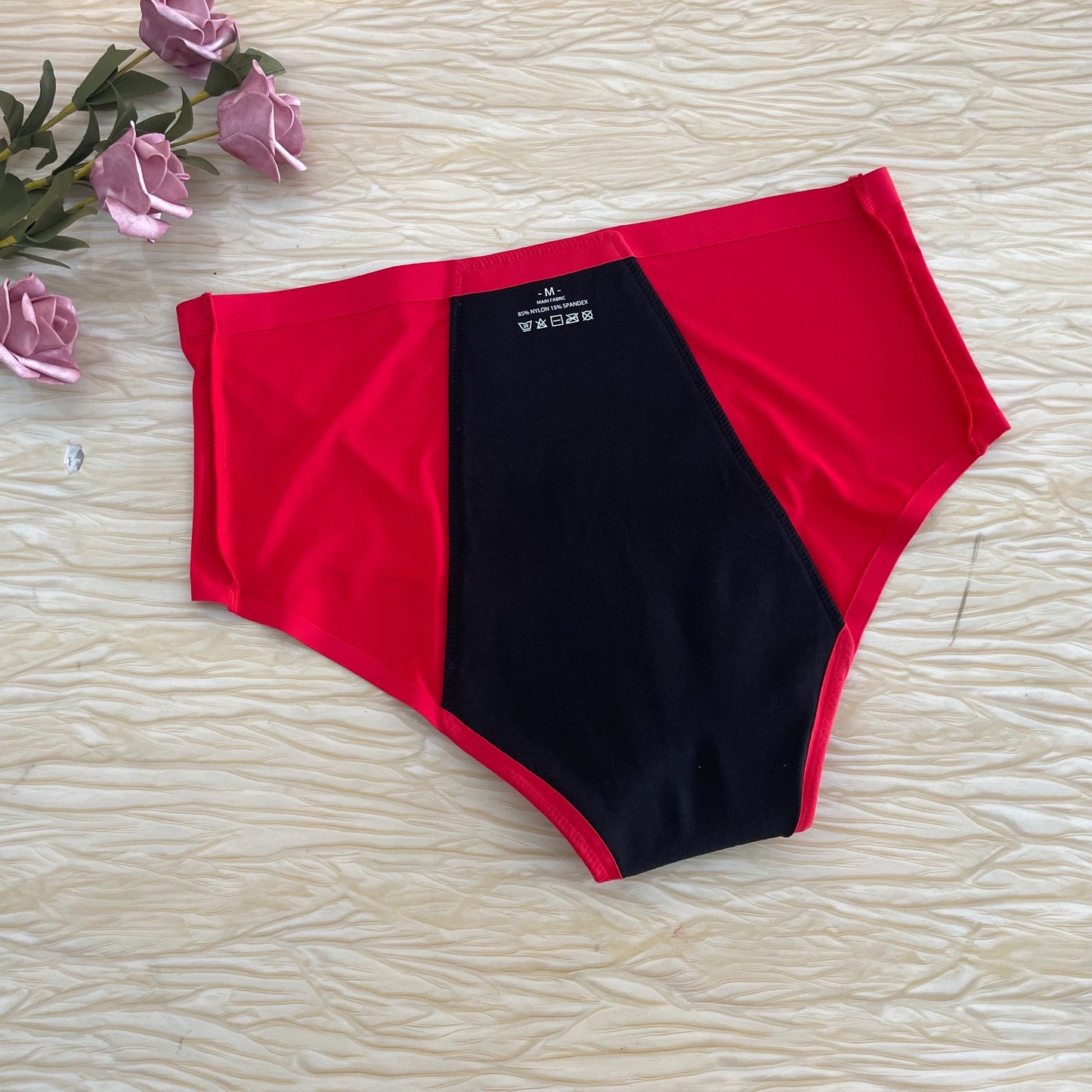 High Waisted - Bright Red